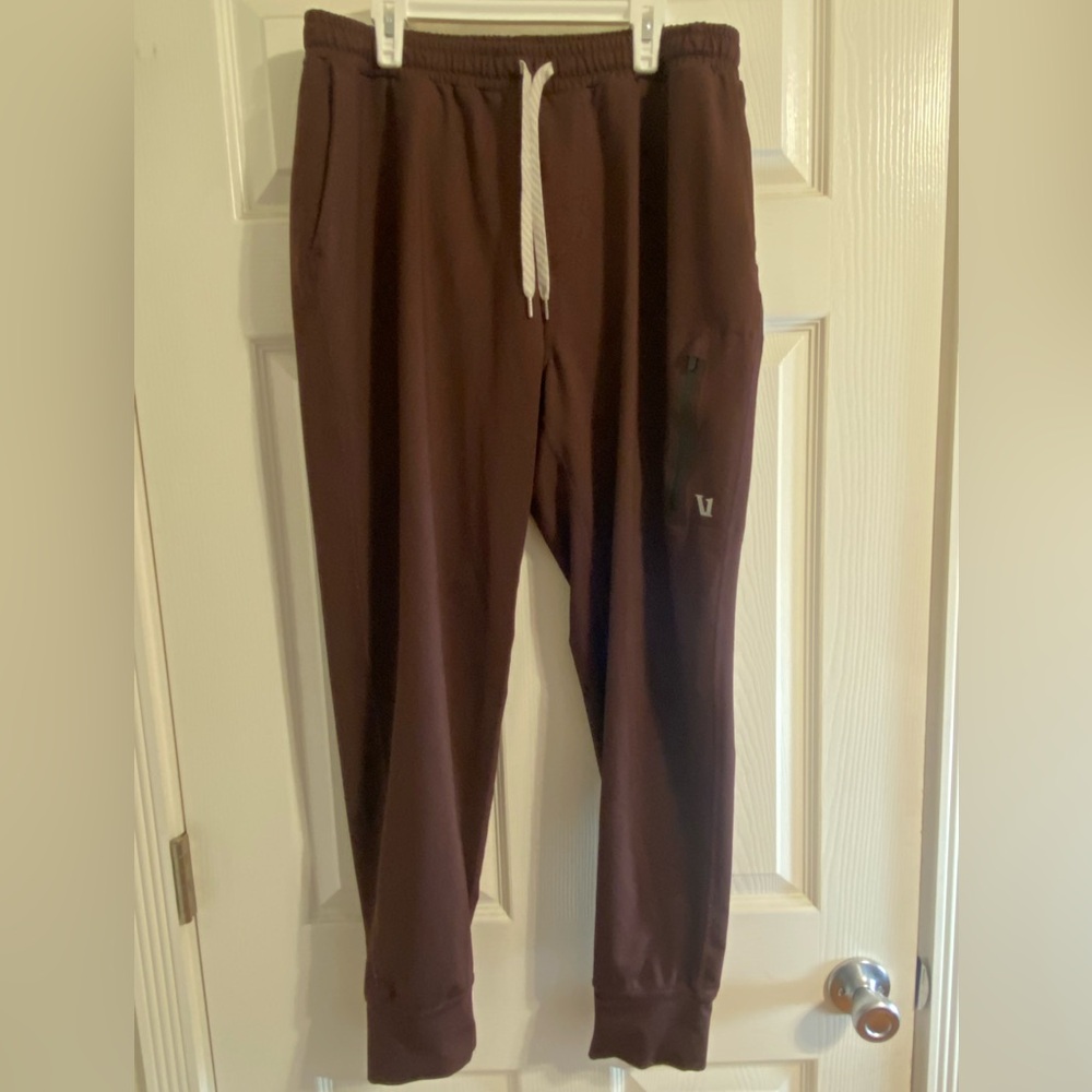 Men’s Large Burgundy Vuori Sunday Performance Joggers